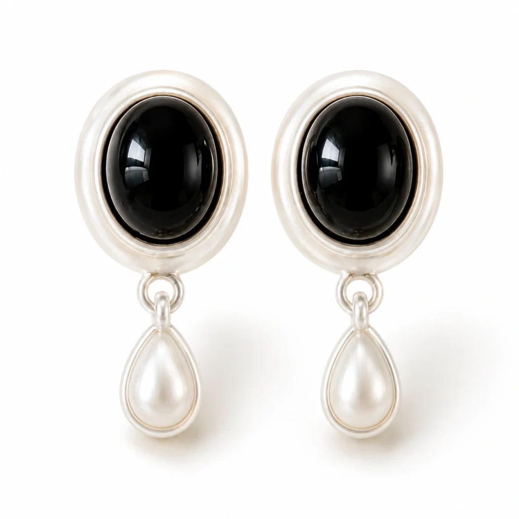 Black Oval Statement Drop Earrings – Elegant Contrast Design