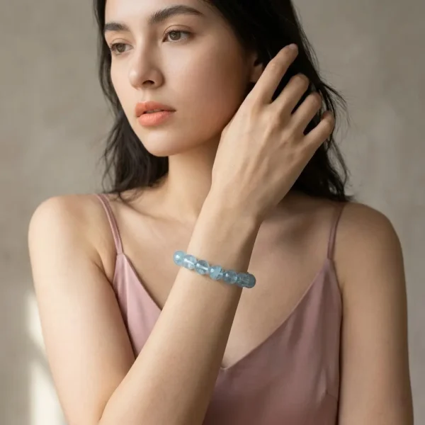 Natural Aquamarine Beaded Bracelet – Ice Blue Gemstone Jewelry