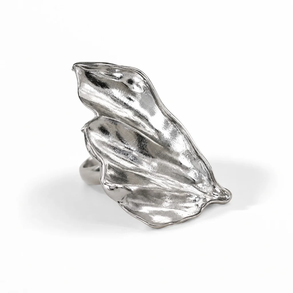 Leaf Statement Ring – Adjustable Gold & Silver Alloy Design